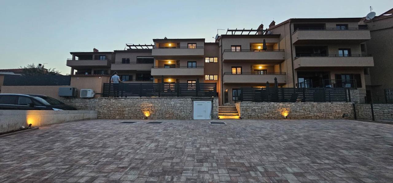 Apartment Bluemare B3 With Shared Pool Ližnjan Exteriér fotografie