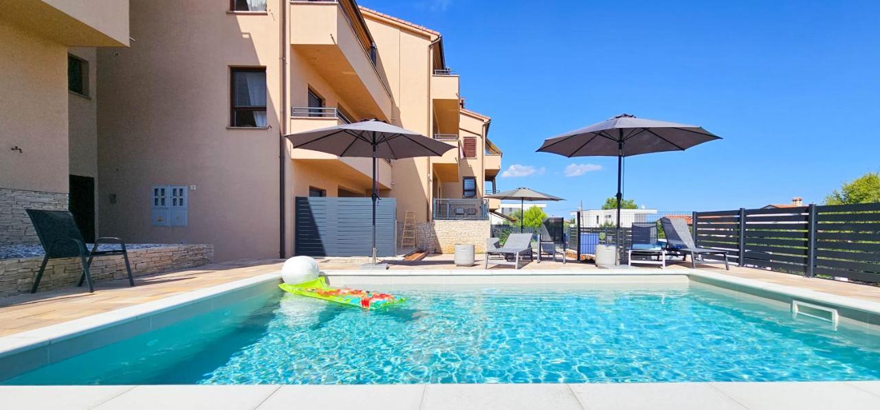 Apartment Bluemare B3 With Shared Pool Ližnjan Exteriér fotografie